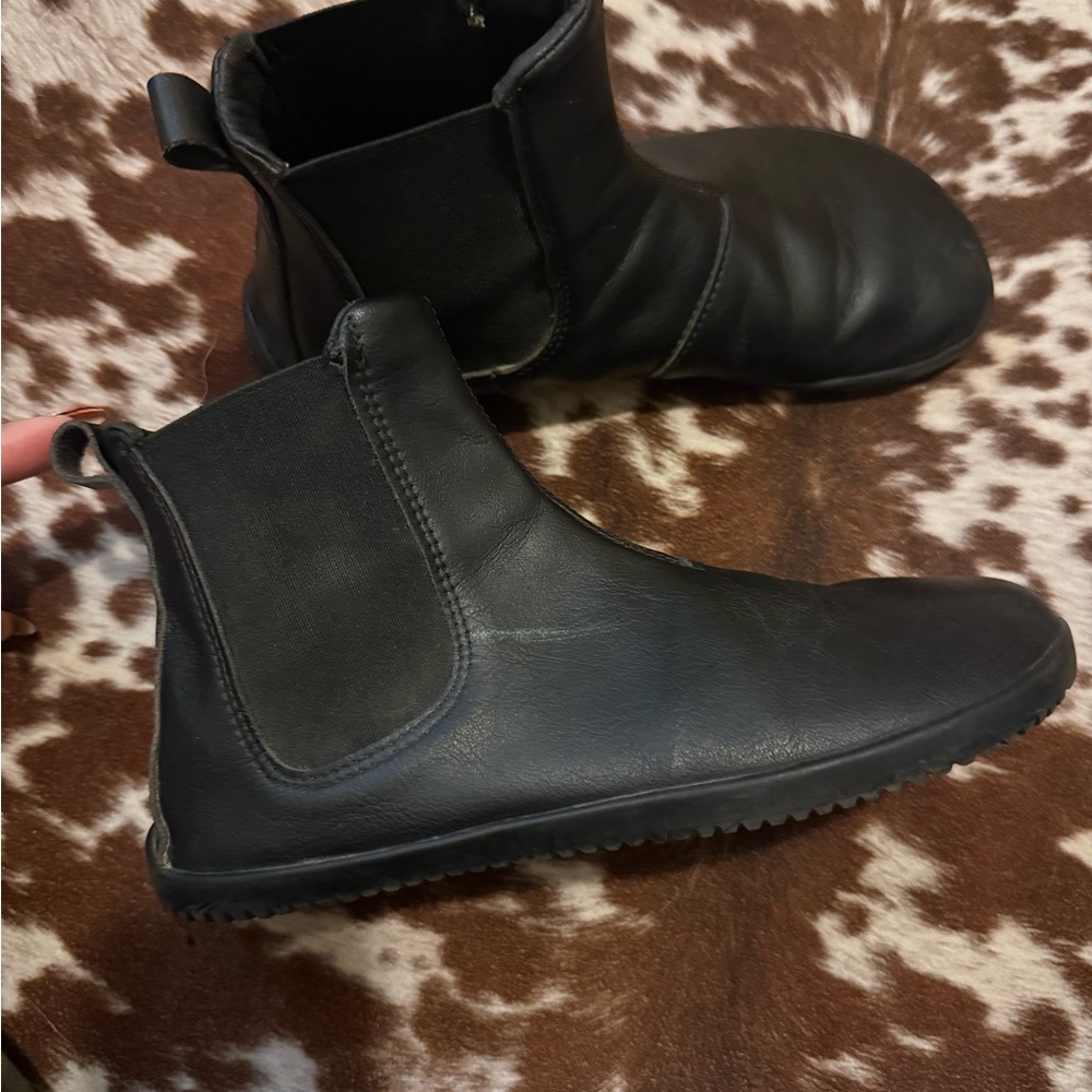 Black Leather Women's Barefoot Wide Toe Box Chelsea Boots 8.5 39